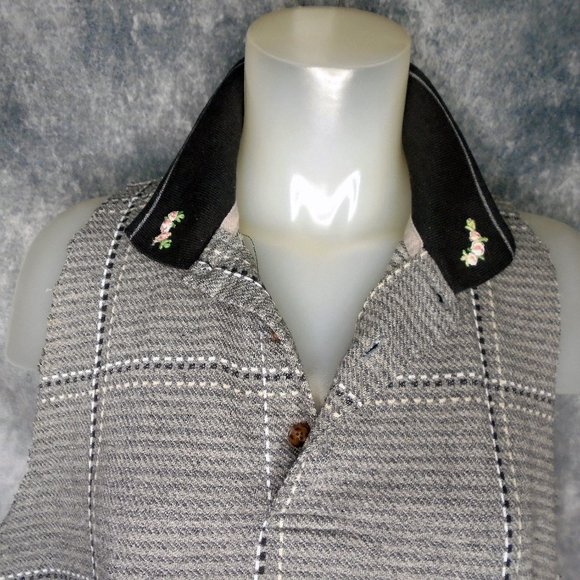 ONE SIZE to Plus Size upcycled Crop Top Halter Look OOAK, ANTI FASHION - Picture 6 of 14